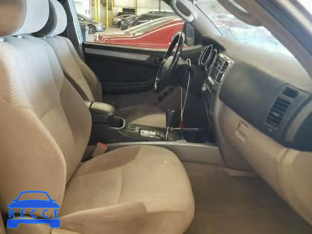 2004 TOYOTA 4RUNNER SR JTEBU14RX40023928 зображення 4