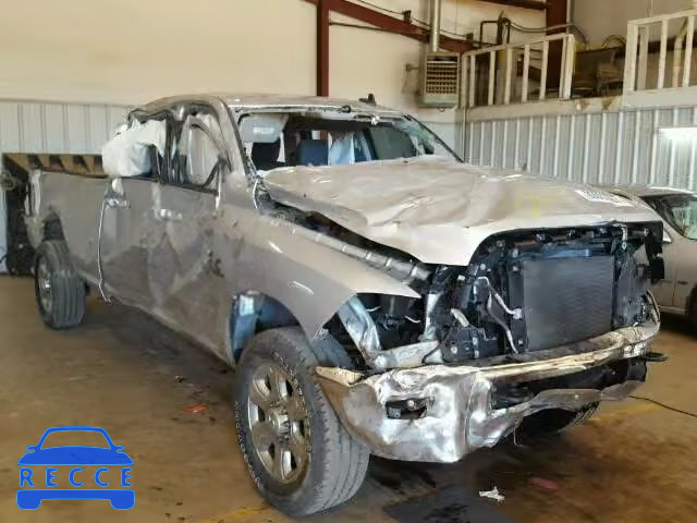 2015 RAM RAM TRUCK 3C6UR5JL5FG582315 image 0