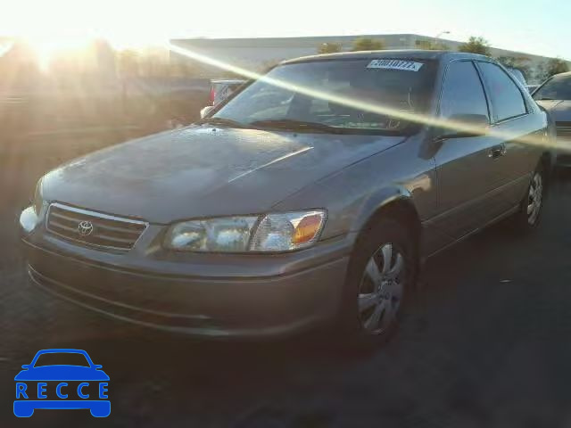2001 TOYOTA CAMRY LE/X 4T1BF28K91U128574 image 1
