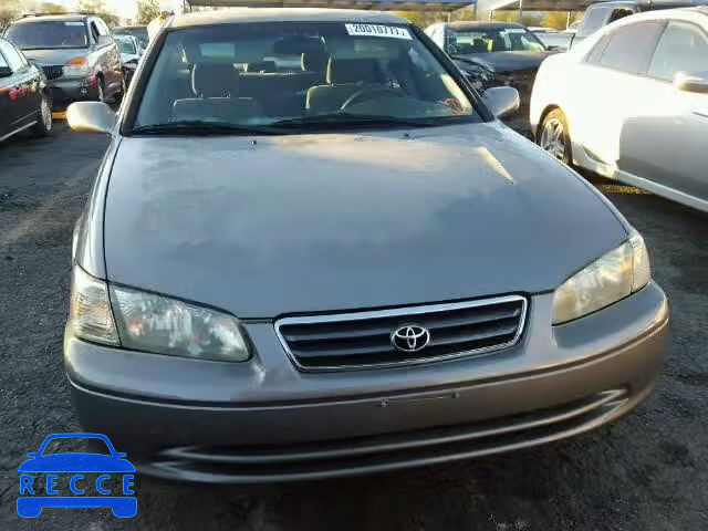 2001 TOYOTA CAMRY LE/X 4T1BF28K91U128574 image 8