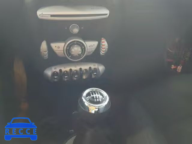 2010 MINI COOPER CLU WMWML3C54ATX51293 image 8