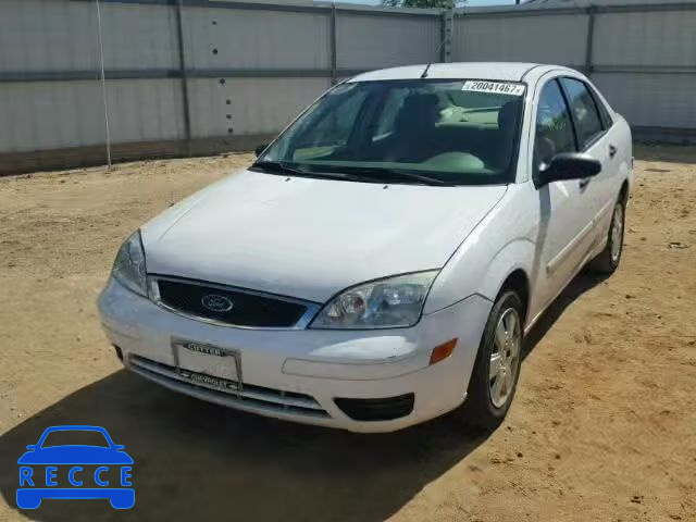 2007 FORD FOCUS ZX4 1FAFP34N77W106861 image 1