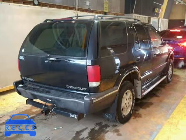 1997 CHEVROLET BLAZER 1GNDT13W7V2145411 image 3