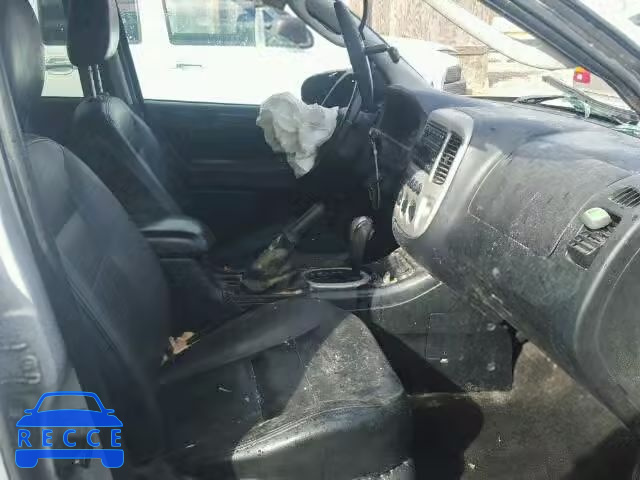 2005 FORD ESCAPE LIM 1FMCU04185KC80780 image 4