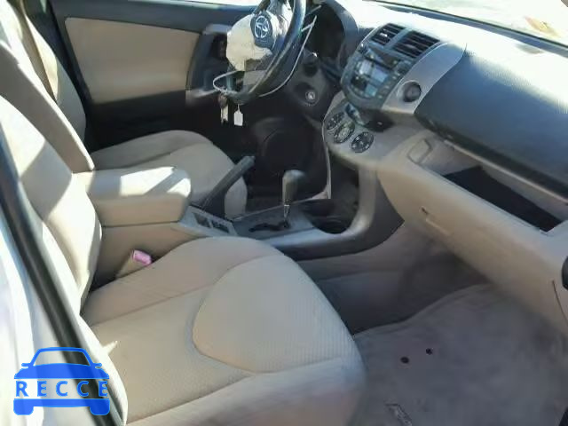 2007 TOYOTA RAV4 LTD JTMBD31V675090552 image 4