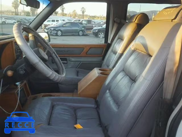 1994 GMC C1500 SUBU 1GDEC16K2RJ728143 image 4