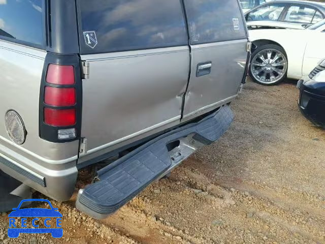 1998 GMC YUKON 1GKEK13R7WJ725814 image 8