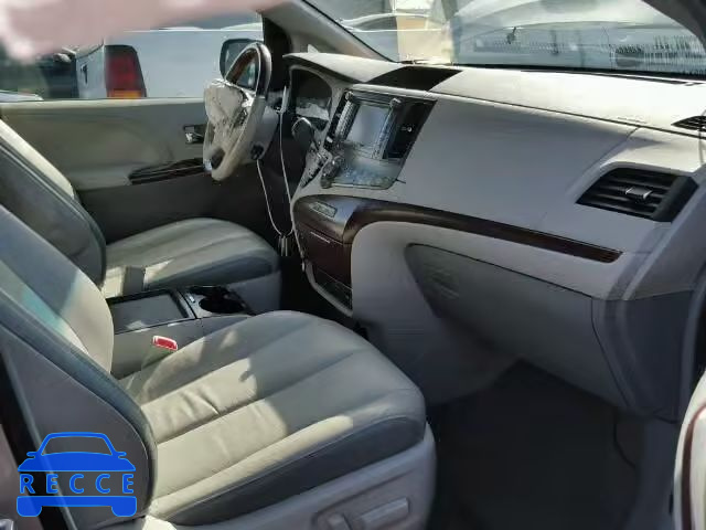 2011 TOYOTA SIENNA XLE 5TDYK3DC4BS034347 image 4