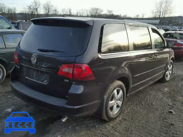 2010 VOLKSWAGEN ROUTAN SE 2V4RW3D11AR245932 зображення 3