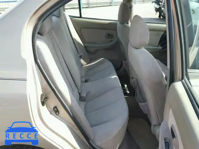 2006 HYUNDAI ELANTRA GL KMHDN46D06U373900 image 5