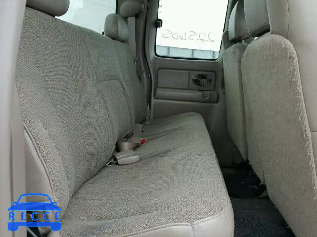 2002 GMC SIERRA K15 1GTEK19T22Z243889 image 5