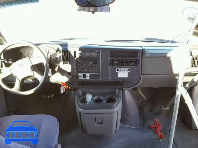 2007 CHEVROLET EXPRESS CU 1GBJG31UX71192796 зображення 8