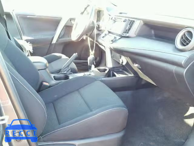 2016 TOYOTA RAV4 XLE 2T3WFREV4GW255743 image 4