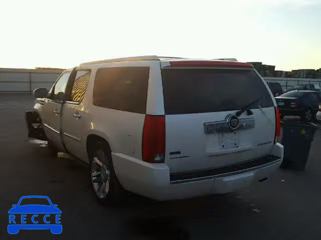 2011 CADILLAC ESCALADE E 1GYS4KEFXBR364389 image 2