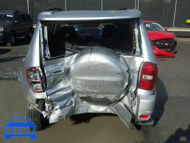 2004 TOYOTA RAV4 JTEHD20V546006468 image 8