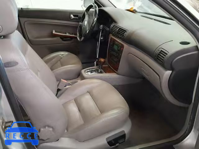 2002 VOLKSWAGEN PASSAT GLX WVWYH63B82E412202 зображення 4