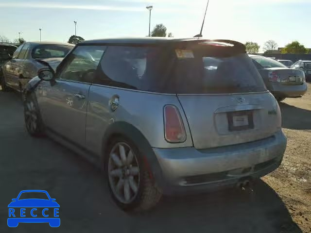 2005 MINI COOPER S WMWRE33455TD96490 image 2