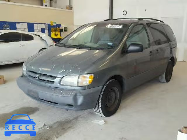 1999 TOYOTA SIENNA LE/ 4T3ZF13C0XU118864 image 1
