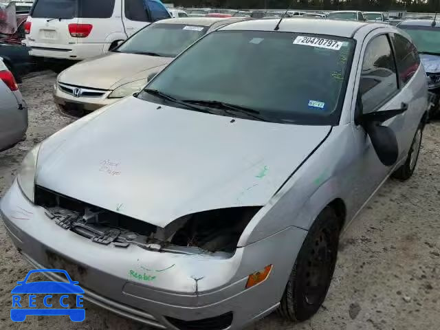 2005 FORD FOCUS ZX3 3FAFP31N05R161236 image 1