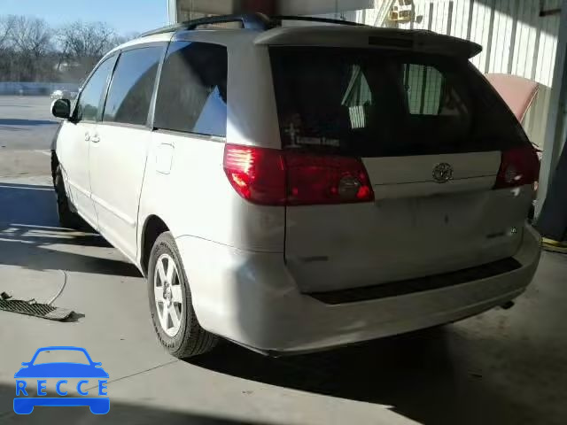 2007 TOYOTA SIENNA XLE 5TDZK22C27S098038 image 2