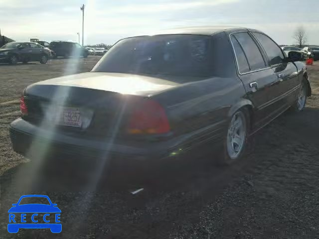2002 FORD CROWN VICT 2FAFP74W92X139857 image 3