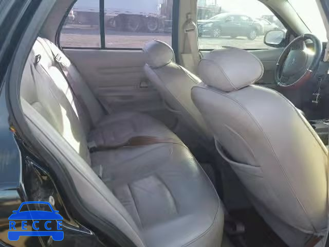 2002 FORD CROWN VICT 2FAFP74W92X139857 image 5