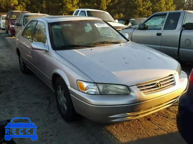 1997 TOYOTA CAMRY LE/X JT2BF22K7V0010316 Bild 0