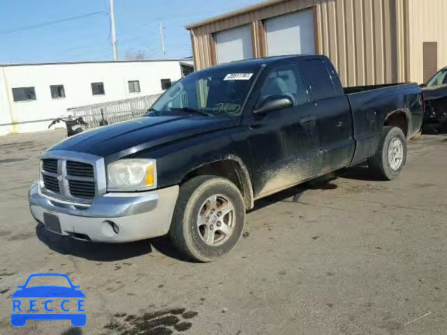 2005 DODGE DAKOTA SLT 1D7HE42K75S160453 image 1
