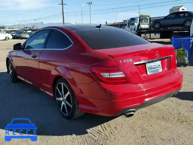 2015 MERCEDES-BENZ C250 WDDGJ4HB3FG355789 зображення 2