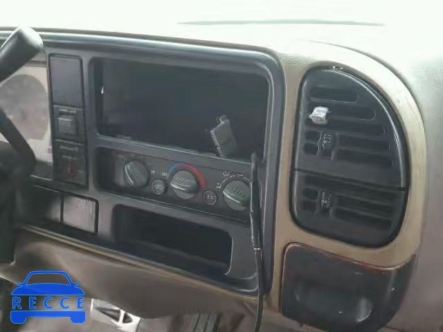 1997 CHEVROLET C1500 1GCEC14W5VZ139996 image 8