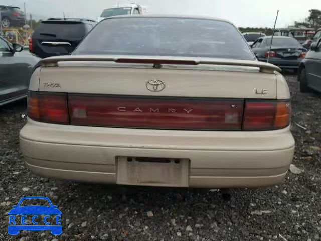 1992 TOYOTA CAMRY LE 4T1SK12EXNU051146 image 8