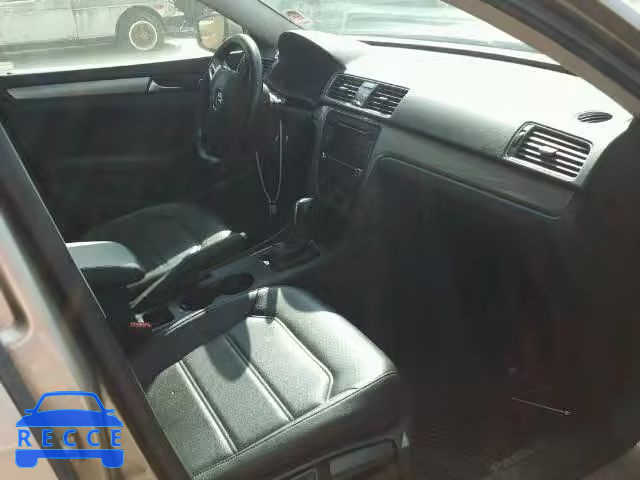 2015 VOLKSWAGEN PASSAT S 1VWAT7A38FC119139 image 4