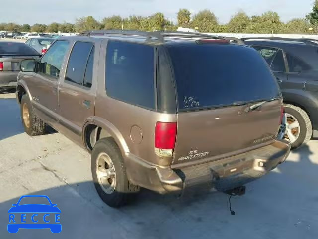 2002 CHEVROLET BLAZER 1GNCS13W72K183957 image 2