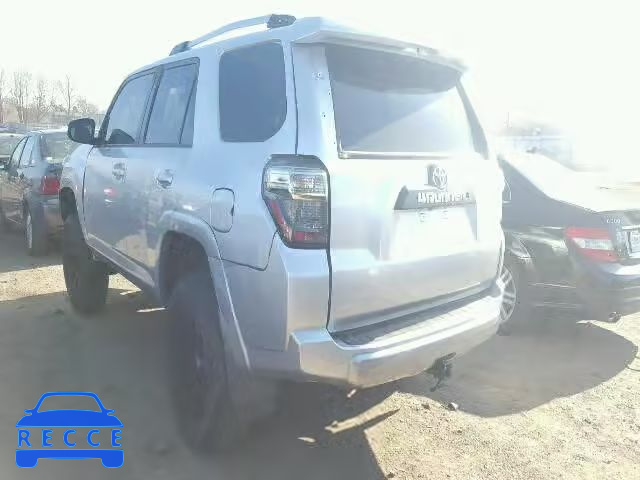 2016 TOYOTA 4RUNNER SR JTEBU5JR7G5331013 image 2