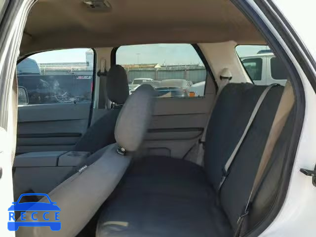 2008 FORD ESCAPE XLS 1FMCU02Z58KC39987 image 5