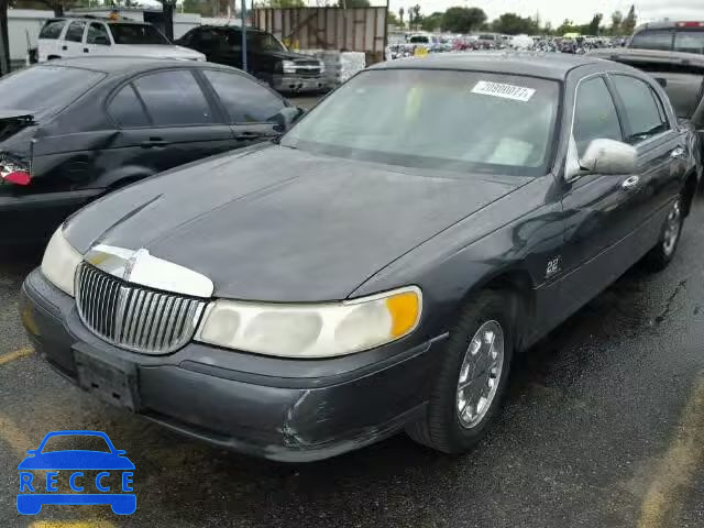 1999 LINCOLN TOWN CAR S 1LNFM82W6XY606036 image 1