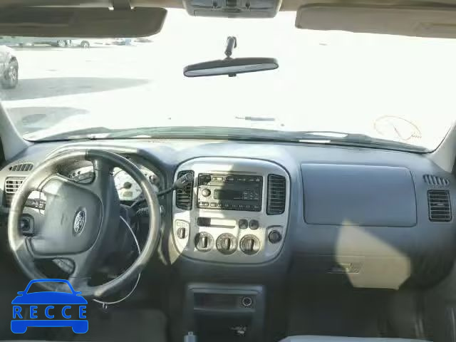 2004 FORD ESCAPE XLT 1FMYU93134KA77354 image 8