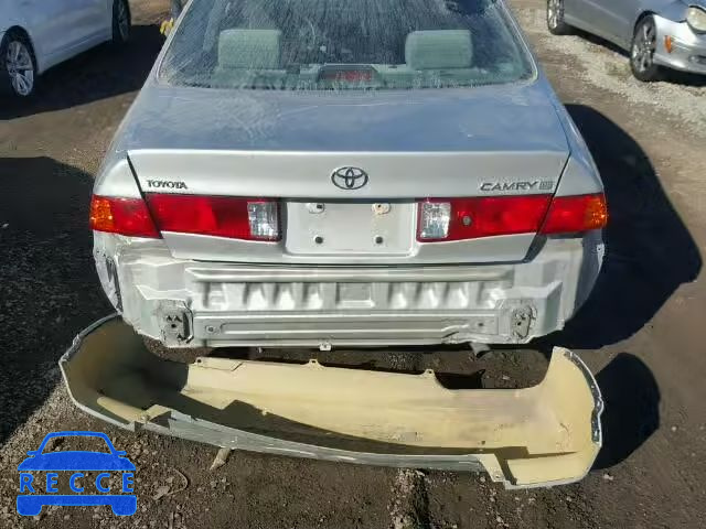 2000 TOYOTA CAMRY 4T1BG22K3YU665103 image 8