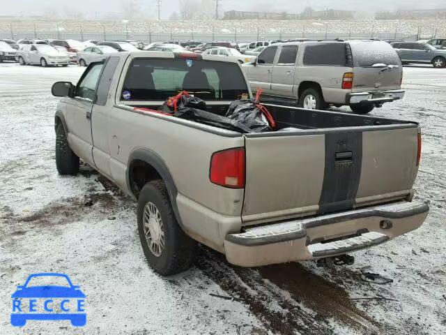 2001 GMC SONOMA 1GTDT19W518161601 image 2