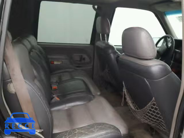 2000 CHEVROLET TAHOE C150 1GNEC13R0YR161718 image 5