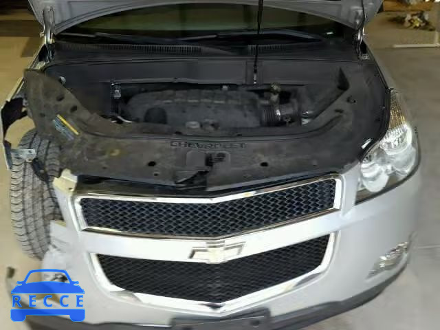 2010 CHEVROLET TRAVERSE L 1GNLVEED9AJ230694 image 6