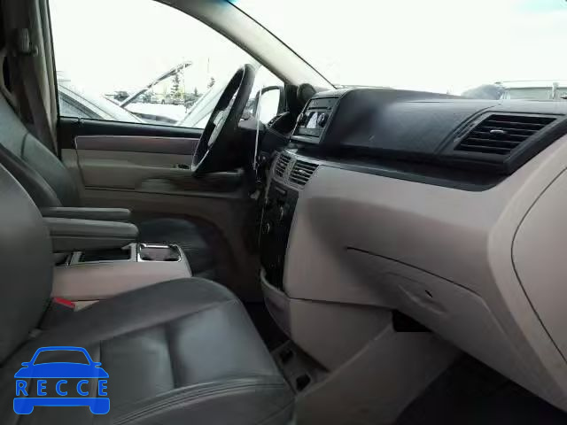 2009 VOLKSWAGEN ROUTAN SEL 2V8HW54X89R610130 image 4