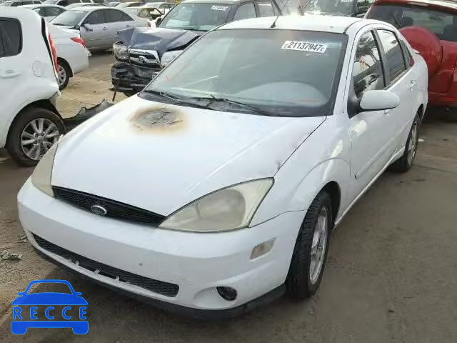 2000 FORD FOCUS SE/S 1FAFP3434YW418782 Bild 1