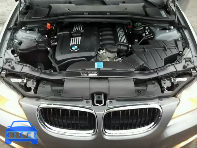 2011 BMW 328I WBAPH7C58BE130991 Bild 6