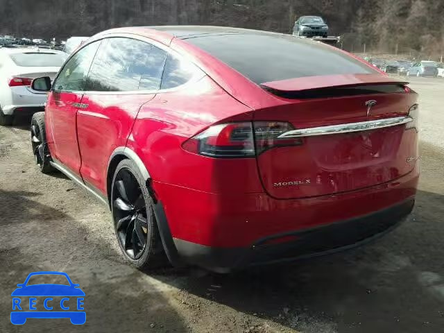 2016 TESLA MODEL X 5YJXCAE49GF000369 Bild 2