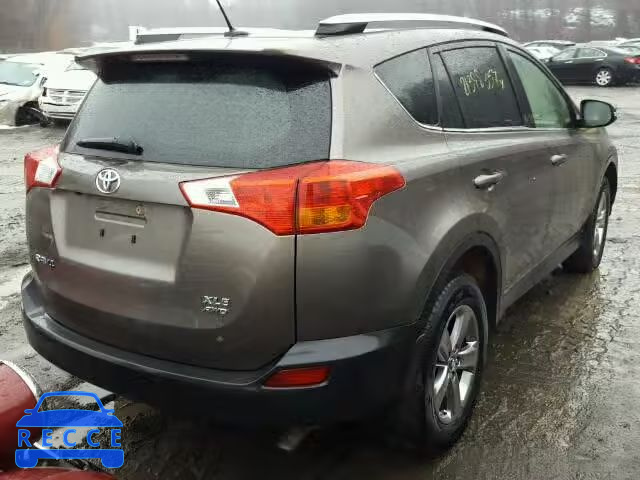 2015 TOYOTA RAV4 XLE JTMRFREV0FD139741 image 3