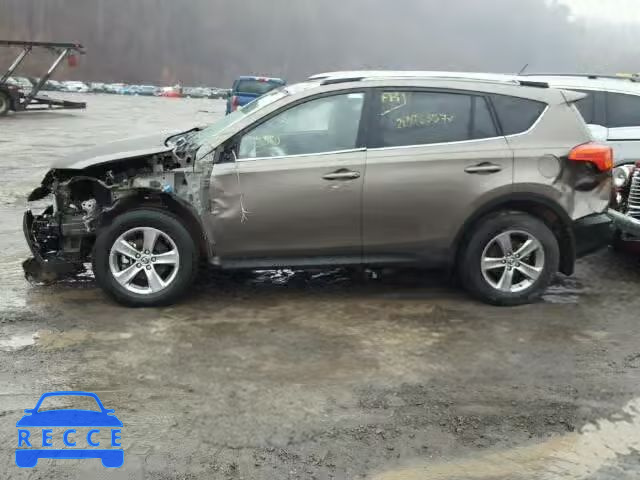 2015 TOYOTA RAV4 XLE JTMRFREV0FD139741 image 8