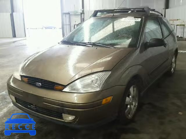 2000 FORD FOCUS ZX3 3FAHP3135YR244818 image 1