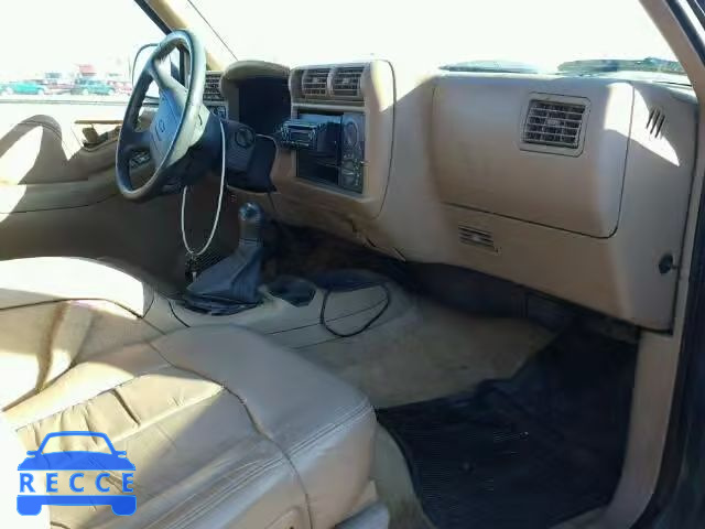 1997 CHEVROLET BLAZER 1GNDT13W3V2191575 image 4