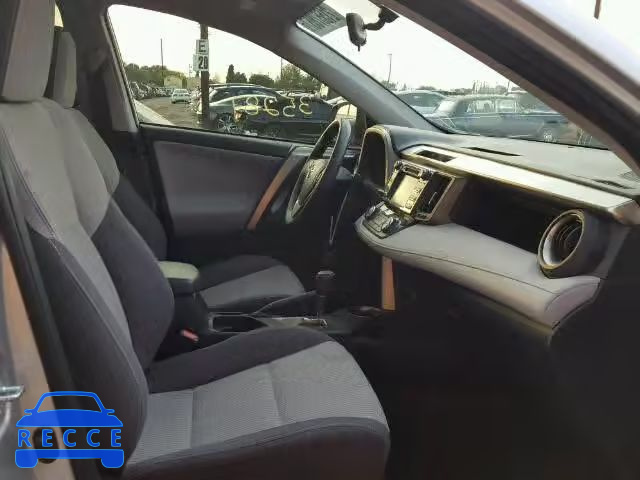2015 TOYOTA RAV4 XLE JTMWFREV9FD069725 image 4
